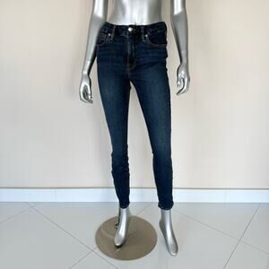 NEW!!! Good American women skinny jeans size 4 US or 27